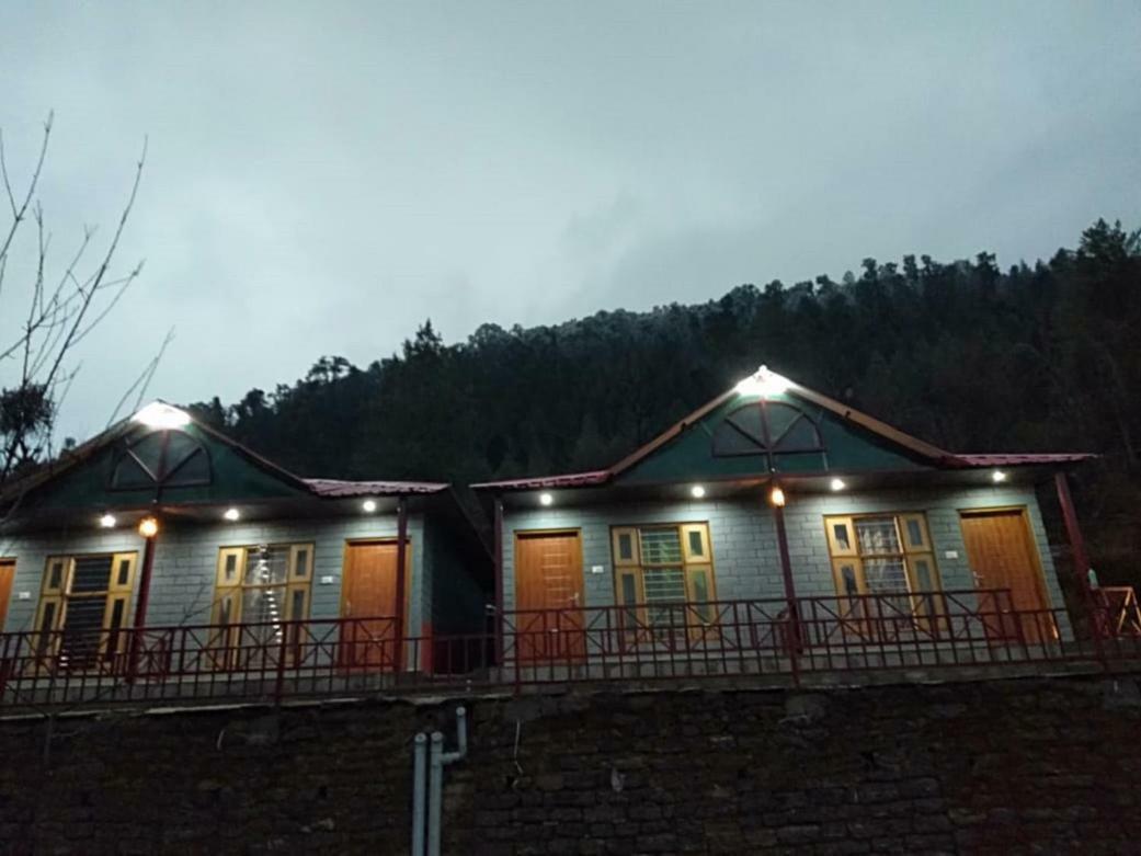 Nandan Kanan Auli Resort Joshimath Exterior photo